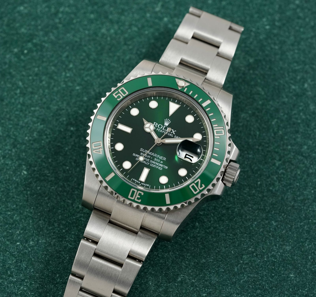 Pre-Owned Rolex Submariner Date Hulk 116610LV-0002 | 40mm Green Ceramic Bezel Green Dial Automatic Diver Watch, Used Good Condition