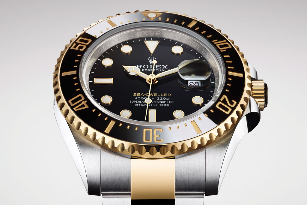 Pre-Owned Rolex Sea-Dweller Ref.126603 Yellow Rolesor Black Cerachrom Bezel Black Dial Oyster Bracelet 43mm