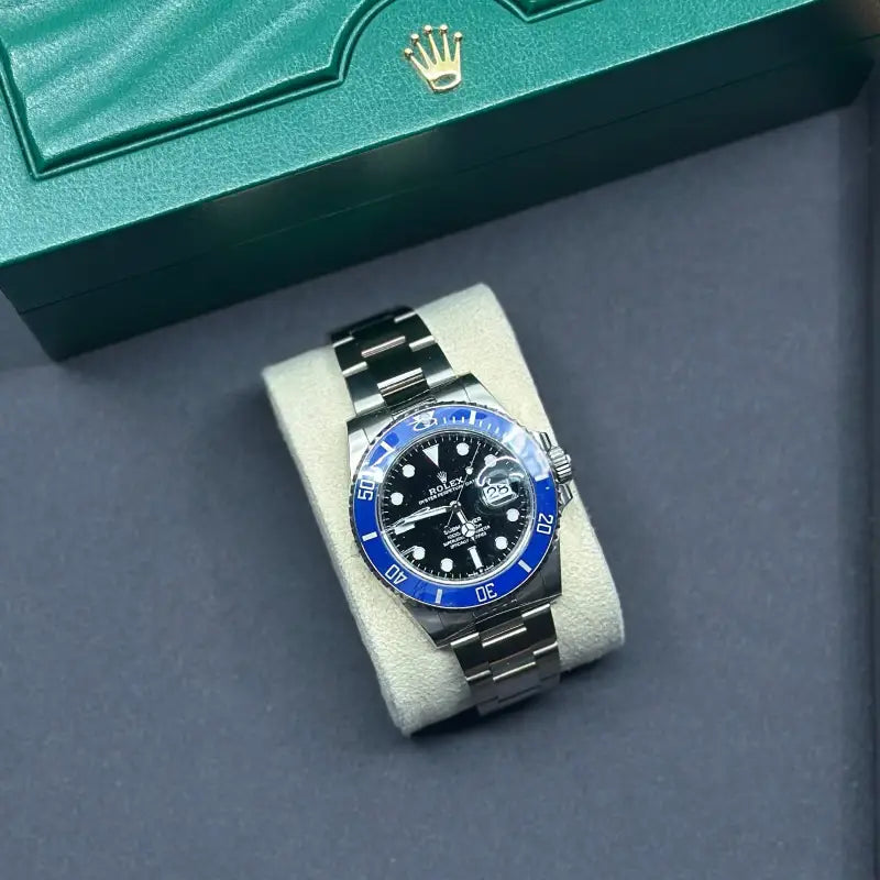 Pre-Owned Rolex Submariner Date Ref.126619LB 18K Solid White Gold Blue Cerachrom Bezel Black Dial Oyster Bracelet 41mm